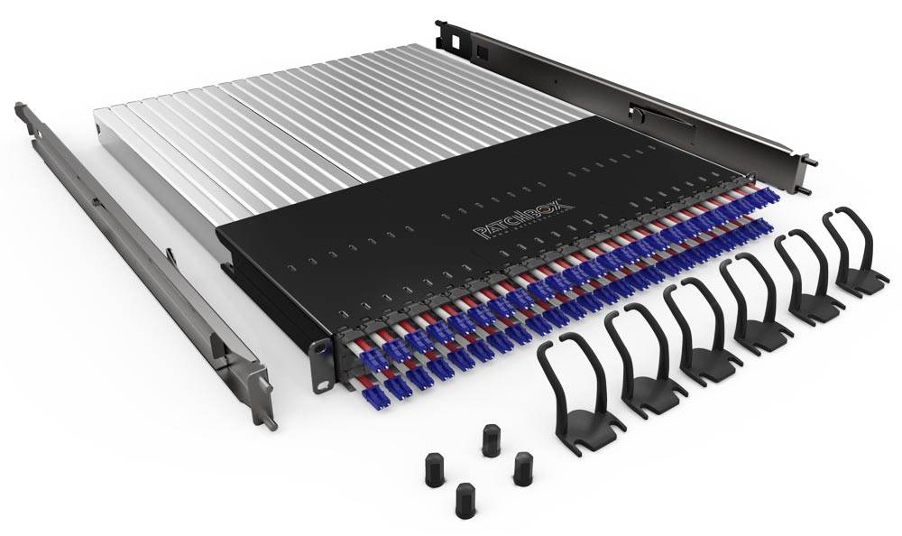 PATCHBOX PLUS+ SYSTEM OS2 - Kabelmanagementsystem mit selbst einziehenden Patchkabeln - 1.7 m - LC x 24 - RAL 9005 - 1U