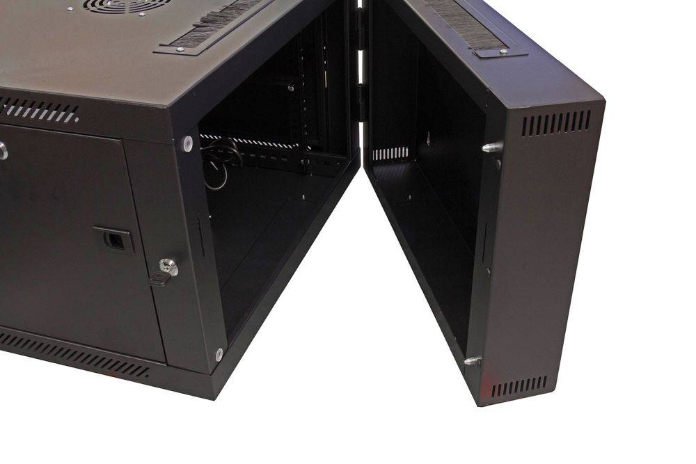 Good Connections® 19" Wandgehäuse, 9HE, tiefschwarz (RAL9005) Rückseite schwenkbar, 600x550 mm, fertig montiert