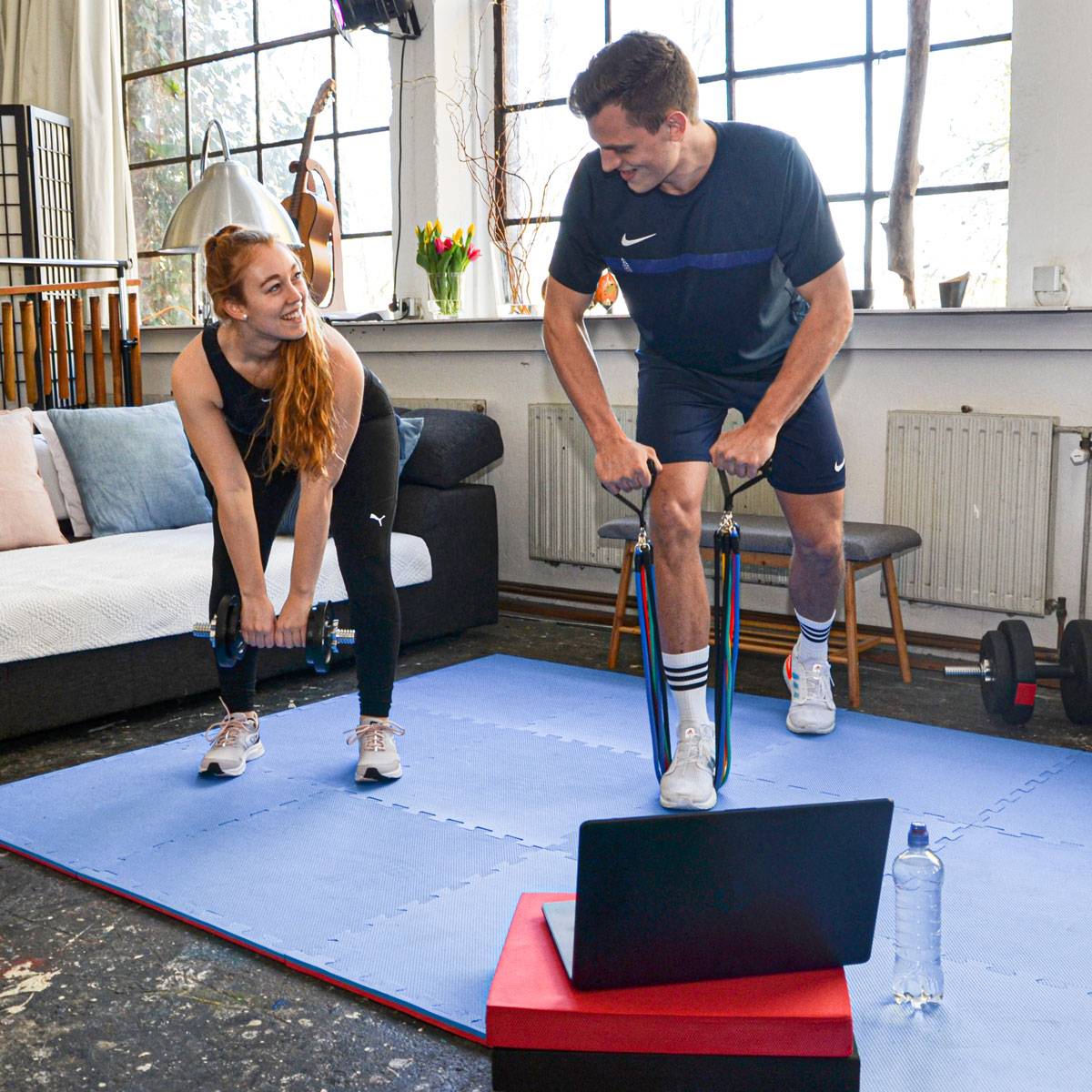 4 Profi Kampfsportmatten mit Rand - 63x63x2cm Bodenmatte