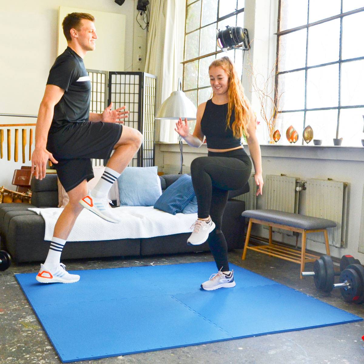 12mm Trainingsmatte mit Rand - 90x90cm Bodenschutz-Matte