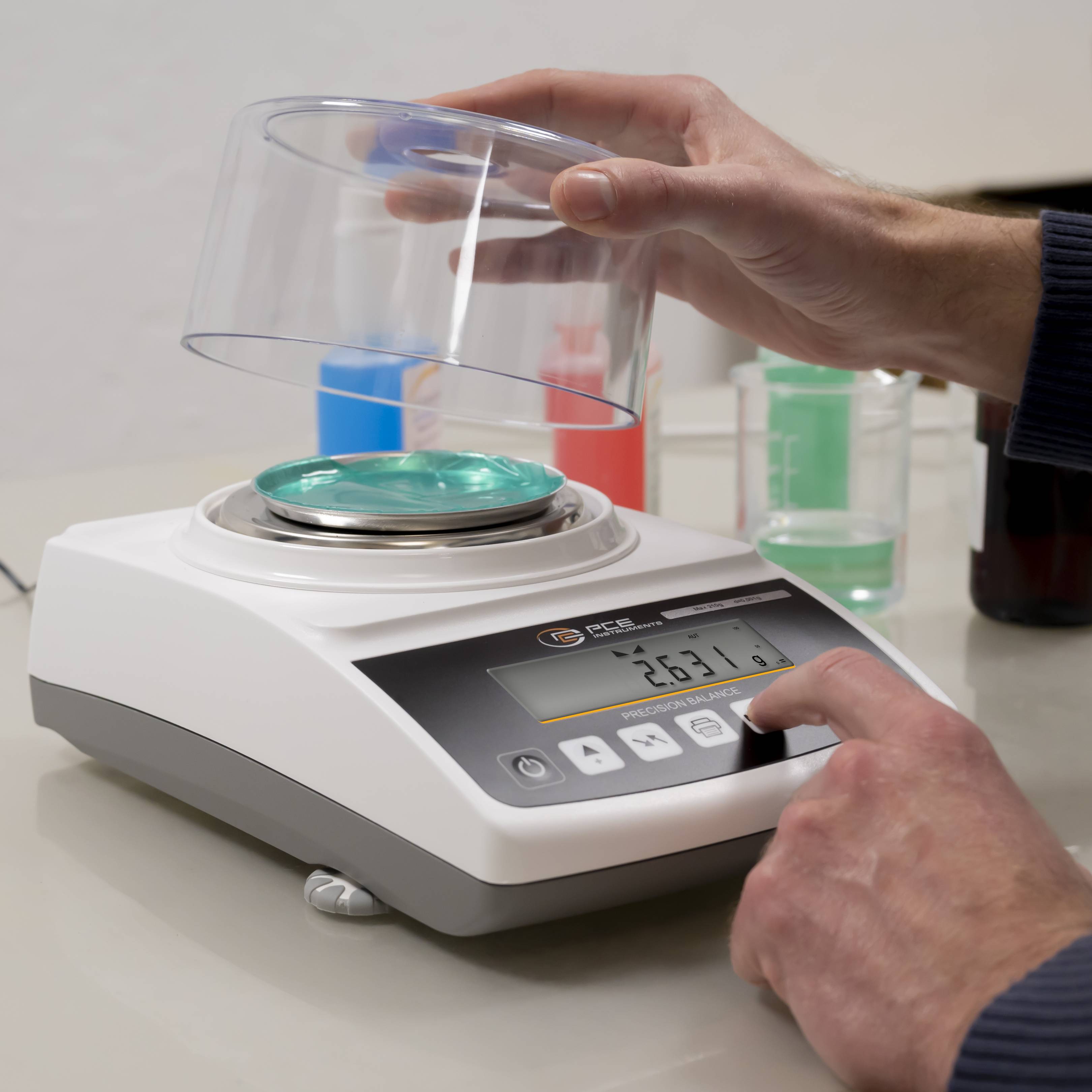 PCE Instruments Präzisionswaage PCE-BT 200 Wägebereich 210 g |Ablesbarkeit 0,001 g |Wägefläche Ø 115 mm |kalibrierfähig