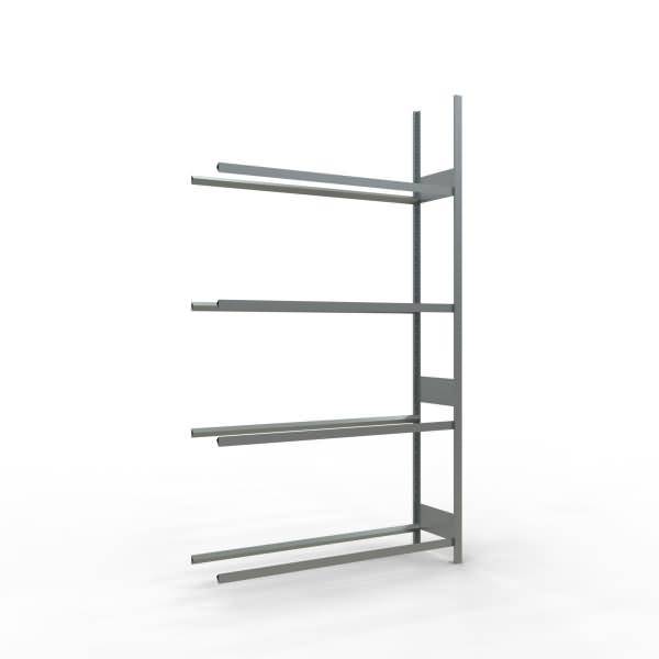 Grauer Metall-Freisteher-Einzelhandelsdisplayständer mit vier horizontalen Armen, die sich von einer vertikalen Stütze auf weißem Hintergrund erstrecken.