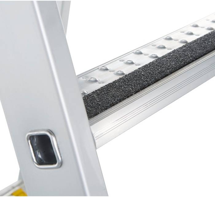 Stufen-Stehleiter R13step B 2x5 Stufen L.1,42m Arbeits-H.2,8m G.8,4kg Zarges