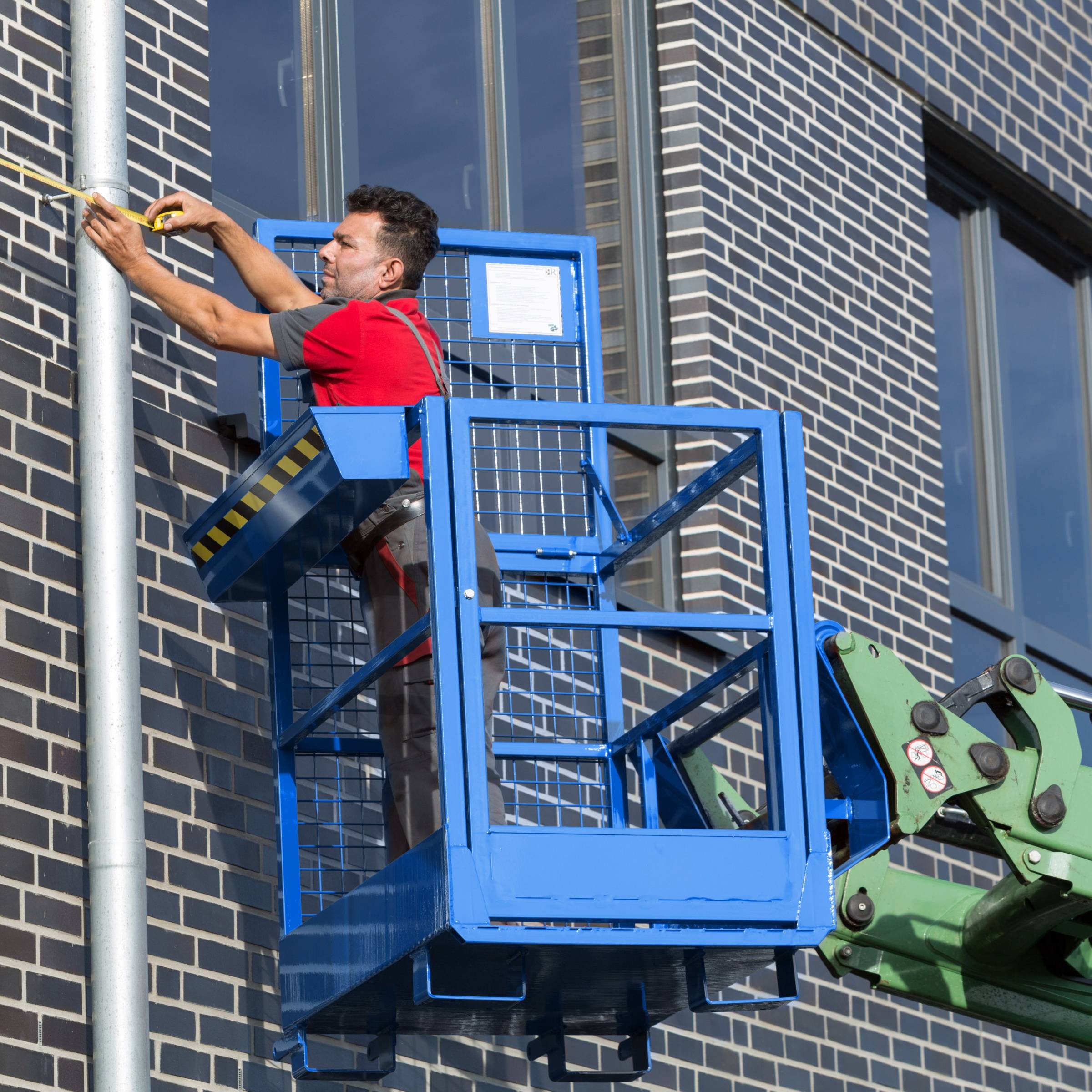 RR Industrietechnik Arbeitskorb Typ RAK-Multi 800x1200x1910mm RAL6011 Resedagrün