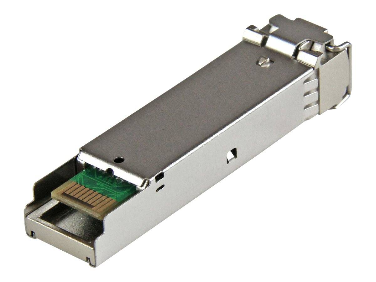 Metall-SFP-Optikmodule mit freiliegendem Stecker, auf weißem Hintergrund dargestellt.