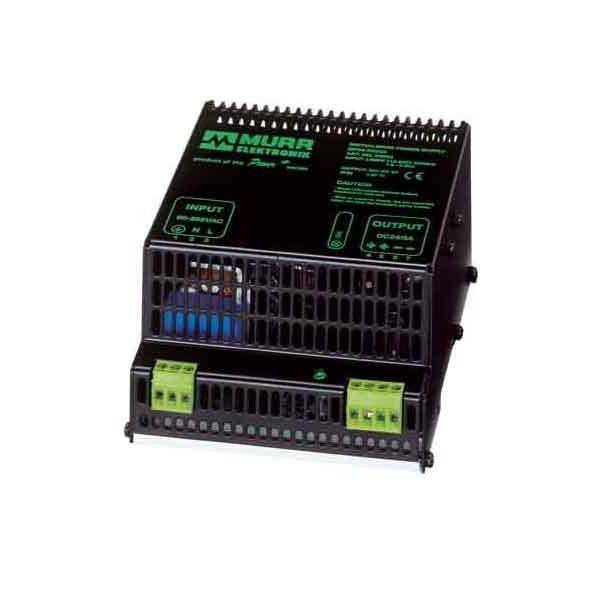 Eine schwarze Murr Elektronik Stromversorgungseinheit mit belüftetem Gehäuse verfügt über grüne Eingangs-/Ausgangsklemmen und eine sichtbare grüne Leiterplatte.