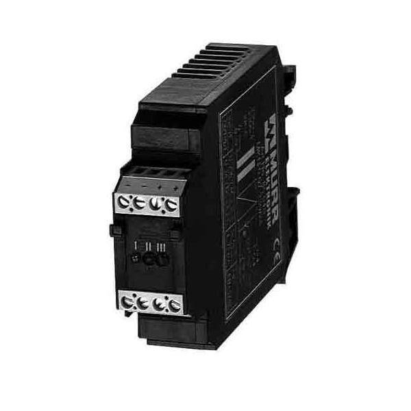 Eine rechteckige schwarze elektronische Komponente mit Schraubklemmen, die typischerweise in industriellen oder elektrischen Anwendungen verwendet wird.