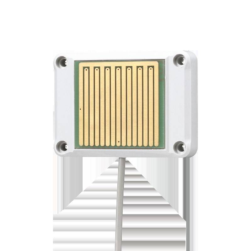 Ein Gerät mit einem rechteckigen, goldfarben Sensorarray und einem weißen Gehäuse, das mit einem Kabel für elektronische Anwendungen verbunden ist.