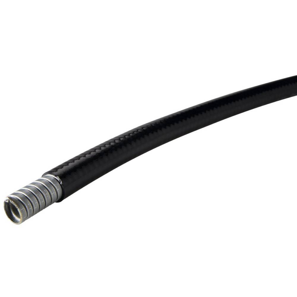 Ein schwarzes, flexibles Schutzrohr mit einer Metallspitze, wahrscheinlich zur Elektro- oder Kabelschutzung verwendet, auf weißem Hintergrund.