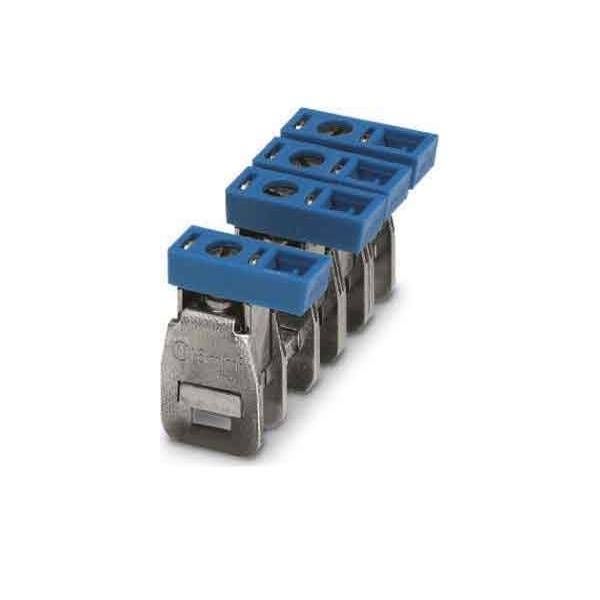 Eine Reihe von vier Klemmenblöcken, die jeweils einen blauen Deckel und eine Metallbasis haben und für elektrische Verbindungen verwendet werden.