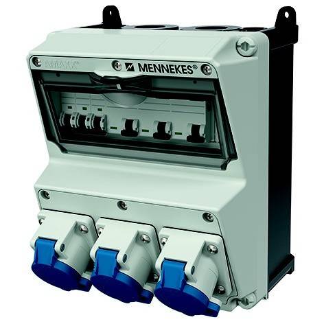 Industrieller Verteilungskasten für elektrische Energieverteilung mit transparentem Deckel und drei blauen Steckdosen an der Vorderseite, gekennzeichnet mit MENNEKES.