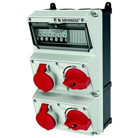 Weiße MENNEKES-Elektroverteilungsbox mit transparentem Schutzschalter-Deckel und vier roten Drehschaltern/Steckern auf schwarzem Gehäuse.