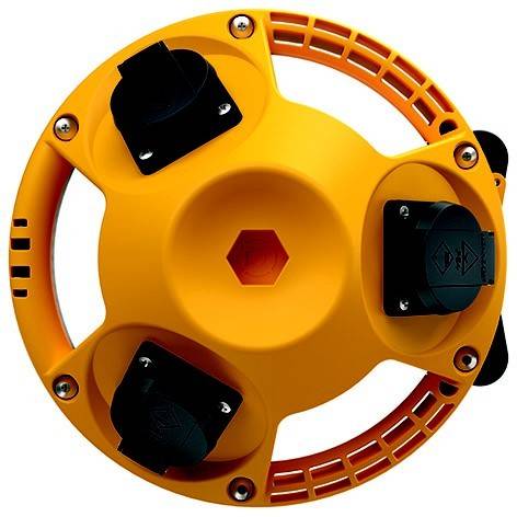 Gelbes kreisförmiges mechanisches Gerät mit drei schwarzen Befestigungsgehäusen um eine zentrale sechseckige Öffnung, dargestellt auf weißem Hintergrund.