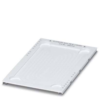 AJSS_JF_o0040' weiße Kunststoff-Montageplatine, 245 mm Länge, mit einer flachen Oberfläche, abgerundeten Kanten und kleinen kreisrunden Vertiefungen.