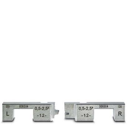 Ein Paar metallene Ausrichtungsmessgeräte, die mit 'L' und 'R' beschriftet sind und auf ihren Oberflächen die Messungen '0,5-2,5² -12-' tragen.
