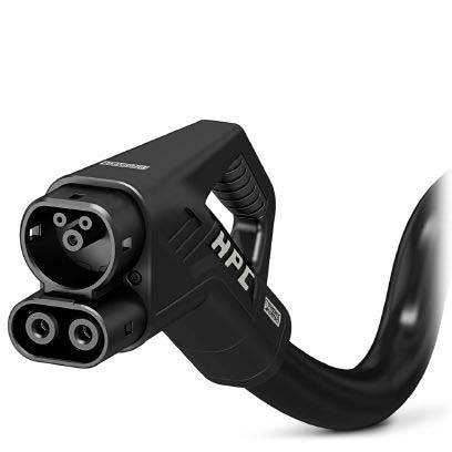 Elektrofahrzeug-Ladestecker mit schwarzem Griff und HPC-Beschriftung, entwickelt zum Anschluss an eine Ladestation.