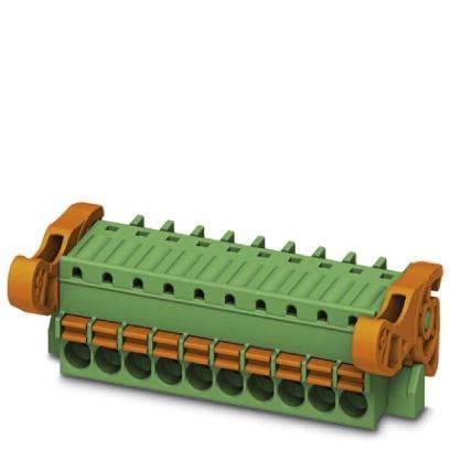 Grüner und orangefarbener elektrischer Anschlussblock mit mehreren Anschlusspunkten, verwendet für Verdrahtung und elektrische Schaltkreise.