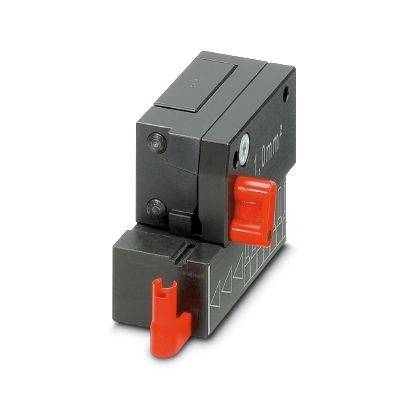 Schwarzes Elektroschutzschalter-Modul mit rotem Ein-/Ausschalter und Anschllusskontakten auf weißem Hintergrund.