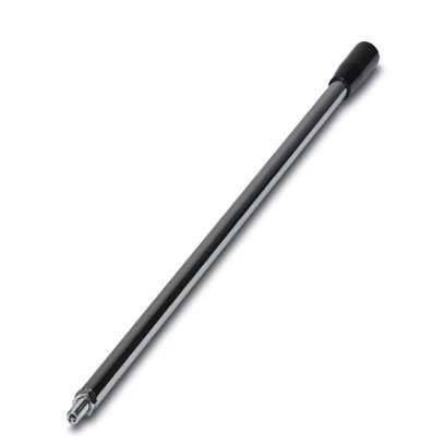 Eine silber- und schwarze Verlängerungsstange mit einem geschraubten Metallende und einem schwarzen Griff, die zum Befestigen von Reinigungswerkzeugen oder Malerausrüstung verwendet wird.