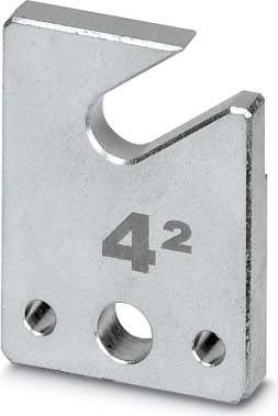 Eine Metallhalterung mit einer ausgeschnittenen sechseckigen Form an der Oberseite, mit der Beschriftung '4 2', versehen mit mehreren Löchern, wahrscheinlich für Befestigungszwecke.