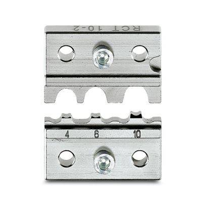 Zwei getrennt dargestellte Hälften einer Metallrasierklingelinge, wobei die untere Hälfte mit 4, 6, 10 beschriftet ist.