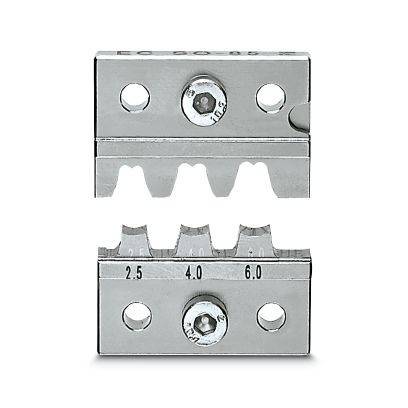 Metallische Ersatzklinge mit drei gewellten Schneidkanten, beschriftet mit 2,5, 4,0 und 6,0 Millimetern.