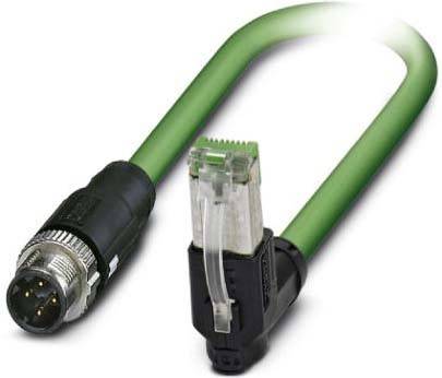 Ein grünes Kabel mit einem Ethernet-Stecker auf der einen Seite und einem runden industriellen Stecker auf der anderen Seite, das für die Datenübertragung in industriellen Umgebungen verwendet wird.