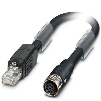 Ein schwarzes Kabel mit einem RJ45-Ethernet-Stecker an einem Ende und einem kreisförmigen Mehrpin-DIN-Stecker am anderen Ende, verwendet für die Konnektivität.