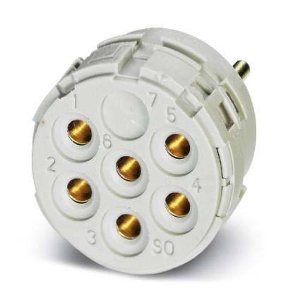 Ein siebenpoliger weißer Elektrostecker mit nummerierten Löchern, der für automotive Elektroverkabelungen oder Anhängerstecker verwendet wird.