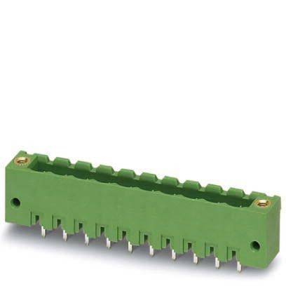 Grüner Anschlussblock mit mehreren Anschlussbolzen, verwendet für elektrische oder elektronische Schaltungsverbindungen.
