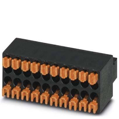 Ein schwarzer rechteckiger elektronischer Anschluss mit zwei Reihen orangefarbener Steckplätze, der für Schaltungsverbindungen in elektronischen Geräten verwendet wird.