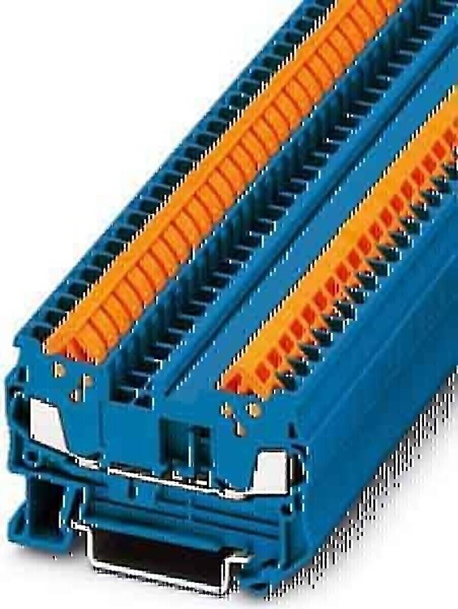 Eine Nahaufnahme eines blauen und orangefarbenen elektrischen Klemmenblocks, die die Anschlussschlitze und Isolationsbarrieren zeigt.