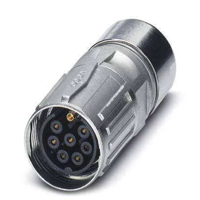 Ein silberner Mehrfach-Elektronikstecker mit sieben Pins, der für elektrische Verbindungen verwendet wird, in Nahaufnahme auf weißem Hintergrund.