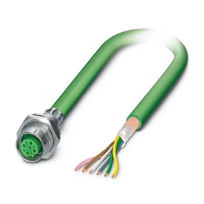 Grünes Industriekabel mit rundem Metallstecker an einem Ende und freiliegenden mehrfarbigen Drähten am anderen Ende.