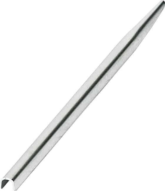 Eine Metallnadel mit einer scharfen Spitze, typischerweise für Näh- oder medizinische Zwecke verwendet, vor einem einfarbigen weißen Hintergrund.