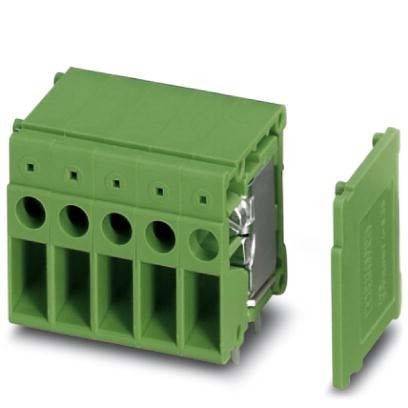 Ein grüner elektrischer Anschlussblock mit vier Steckplätzen für Drähte, mit einer offenen Seitenwand, die die internen Metallkontakte freilegt.