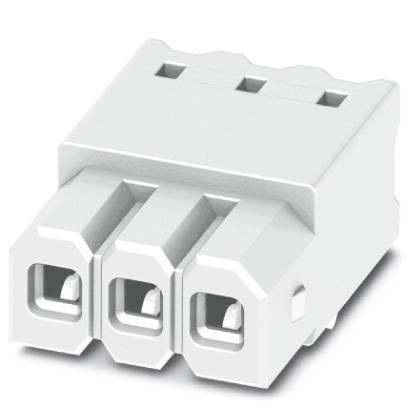 Ein weißer, dreipoliger elektrischer Verbindungsstecker, der von einem Winkel aus gezeigt wird und dabei die vorderen Öffnungen und Kontaktsockel betont.
