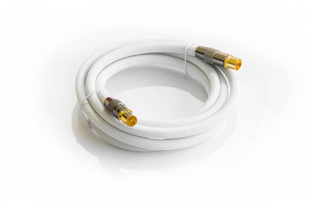 Python® Series Antennenkabel, IEC/Koax Stecker an Buchse, vergoldet, Schirmmaß 120 dB, 75 Ohm, Nylongeflecht weiß, 1m
