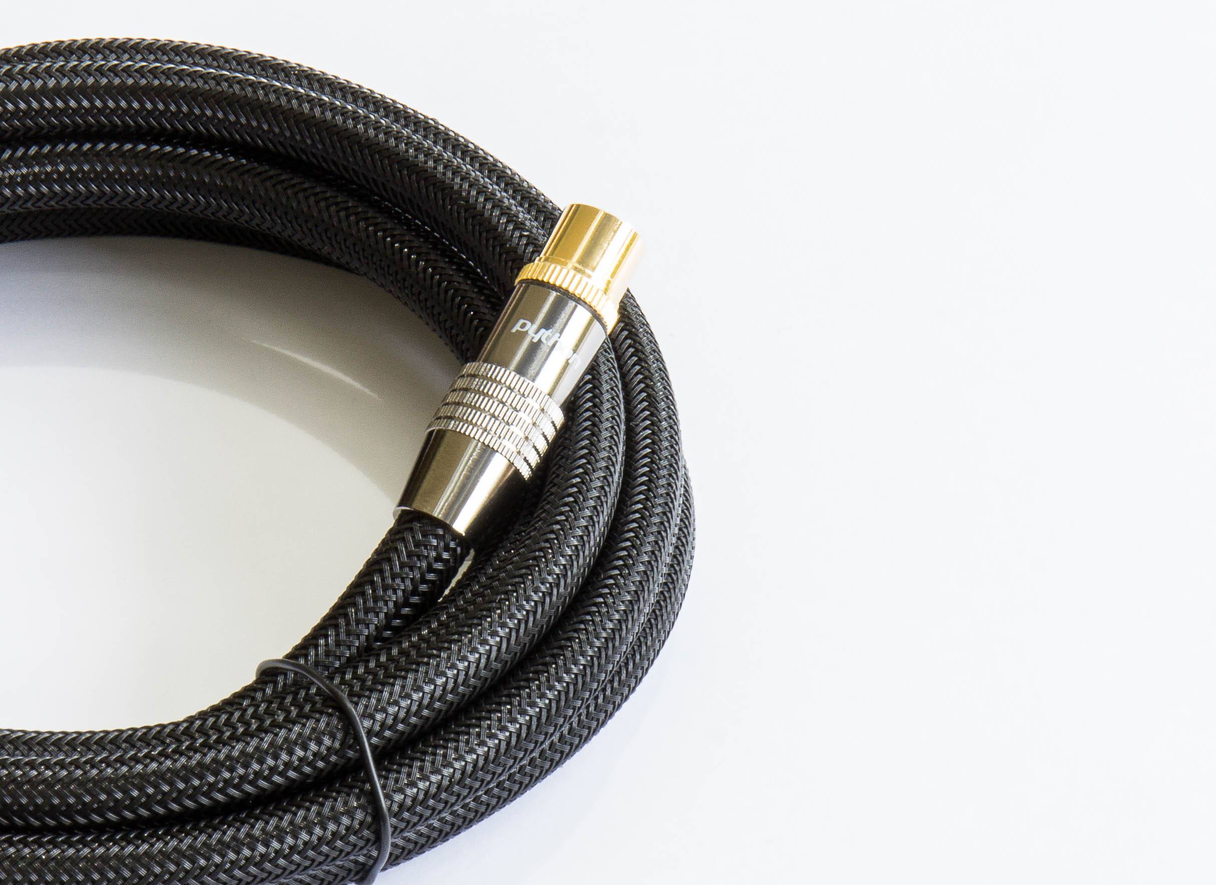 Python® Series Antennenkabel, IEC/Koax Stecker an Buchse, vergoldet, Schirmmaß 120 dB, Nylongeflecht schwarz, 1m