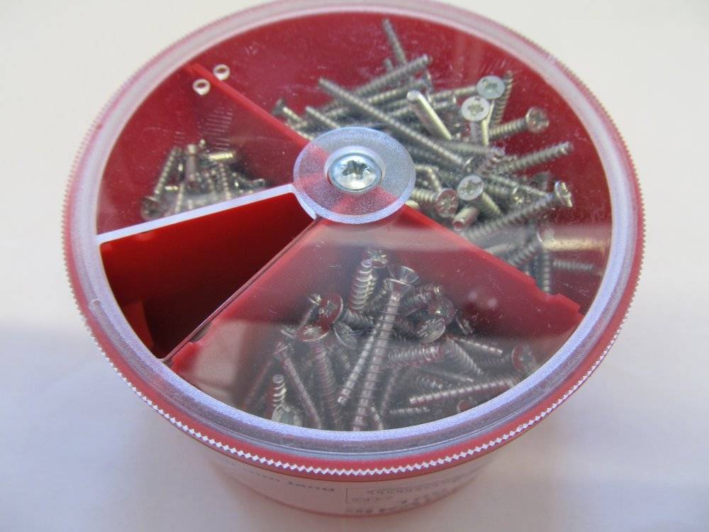 Kaiser Unterputz Schrauben-Box 15, 25, 40mm je 100 Stk - 1 Stück