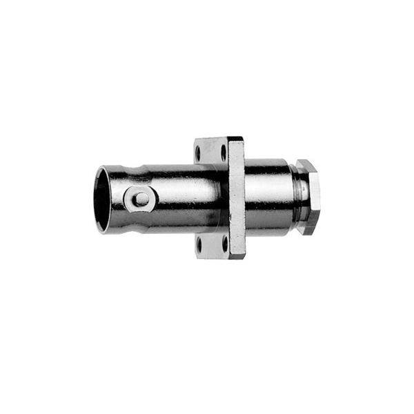 Eine Metallbuchse mit einem zylindrischen Körper und einer Flanschbefestigung, die zur Verbindung von Komponenten in industriellen Anwendungen verwendet wird.