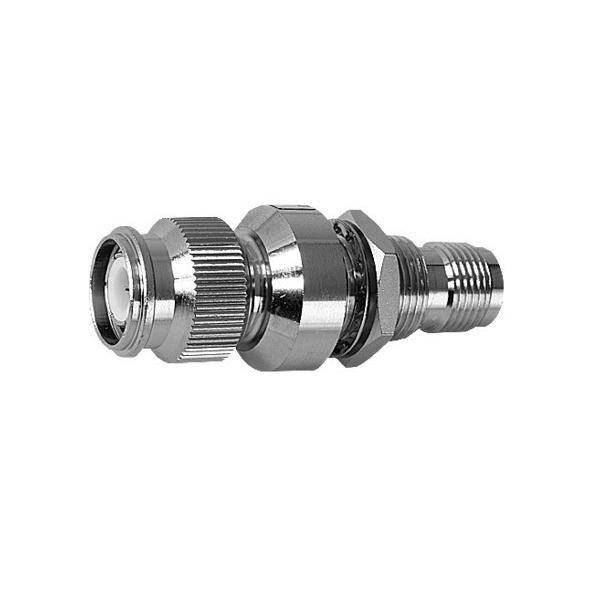 Metallischer Koaxial-Verbindungsadapter mit Schraubgewinde, verwendet zum Verbinden verschiedener Kabeltypen.