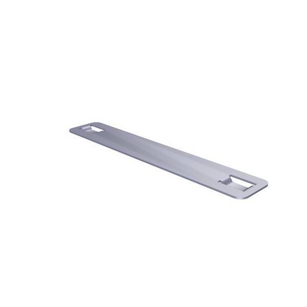 Ein flaches, längliches Metallobjekt mit einem rechteckigen Ausschnitt an jedem Ende, möglicherweise ein Werkzeug oder ein Bauteil, vor einem weißen Hintergrund.