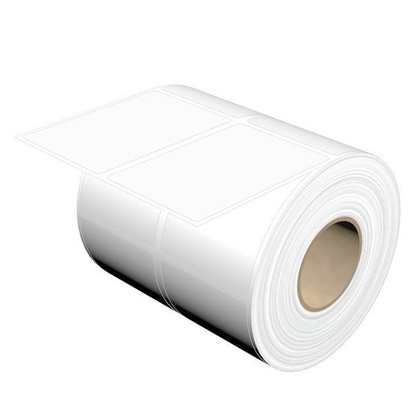 Eine Rolle mit leeren weißen Klebeetiketten, teilweise abgewickelt, die rechteckige Etikettenabschnitte zeigt.