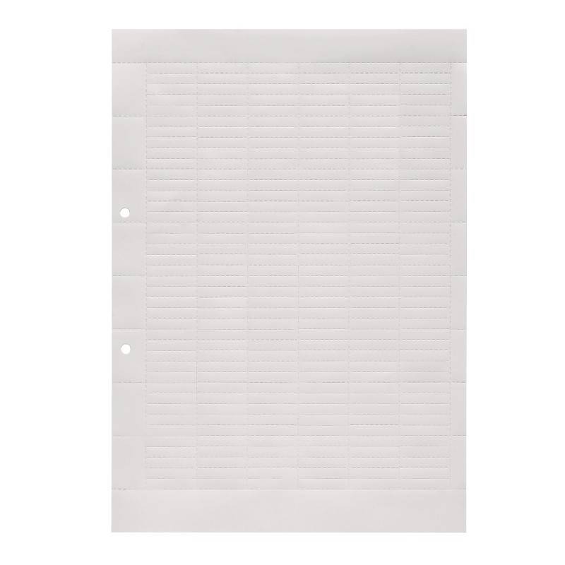 Ein Blatt gelochtes, druckertaugliches Papier mit Reihen und Spalten heraustrennbarer Abschnitte, versehen mit zwei Löchern an der linken Seite.