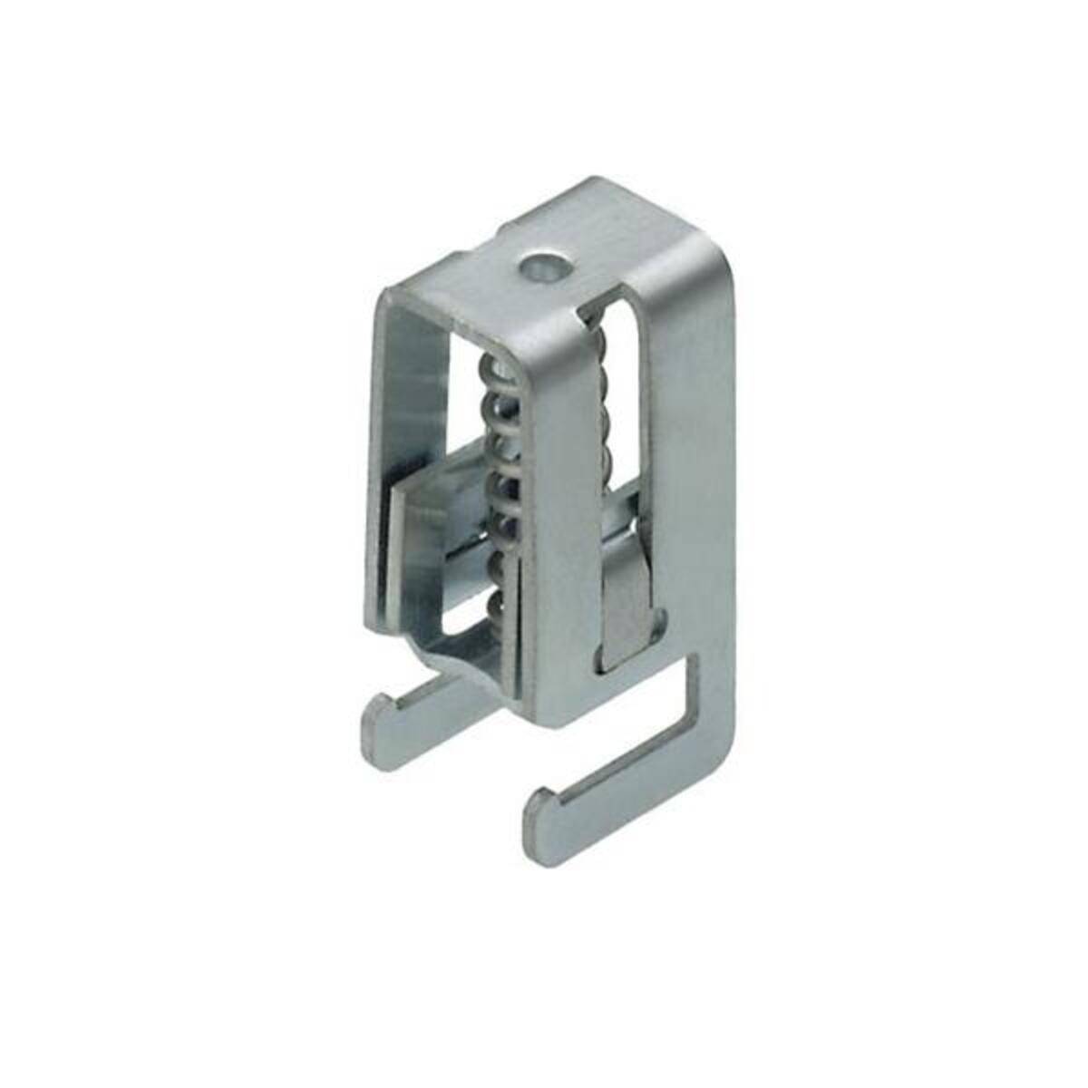 Eine Metallklammer mit einem Federmechanismus, die zum Befestigen von Materialien verwendet wird, vor einem weißen Hintergrund abgebildet.