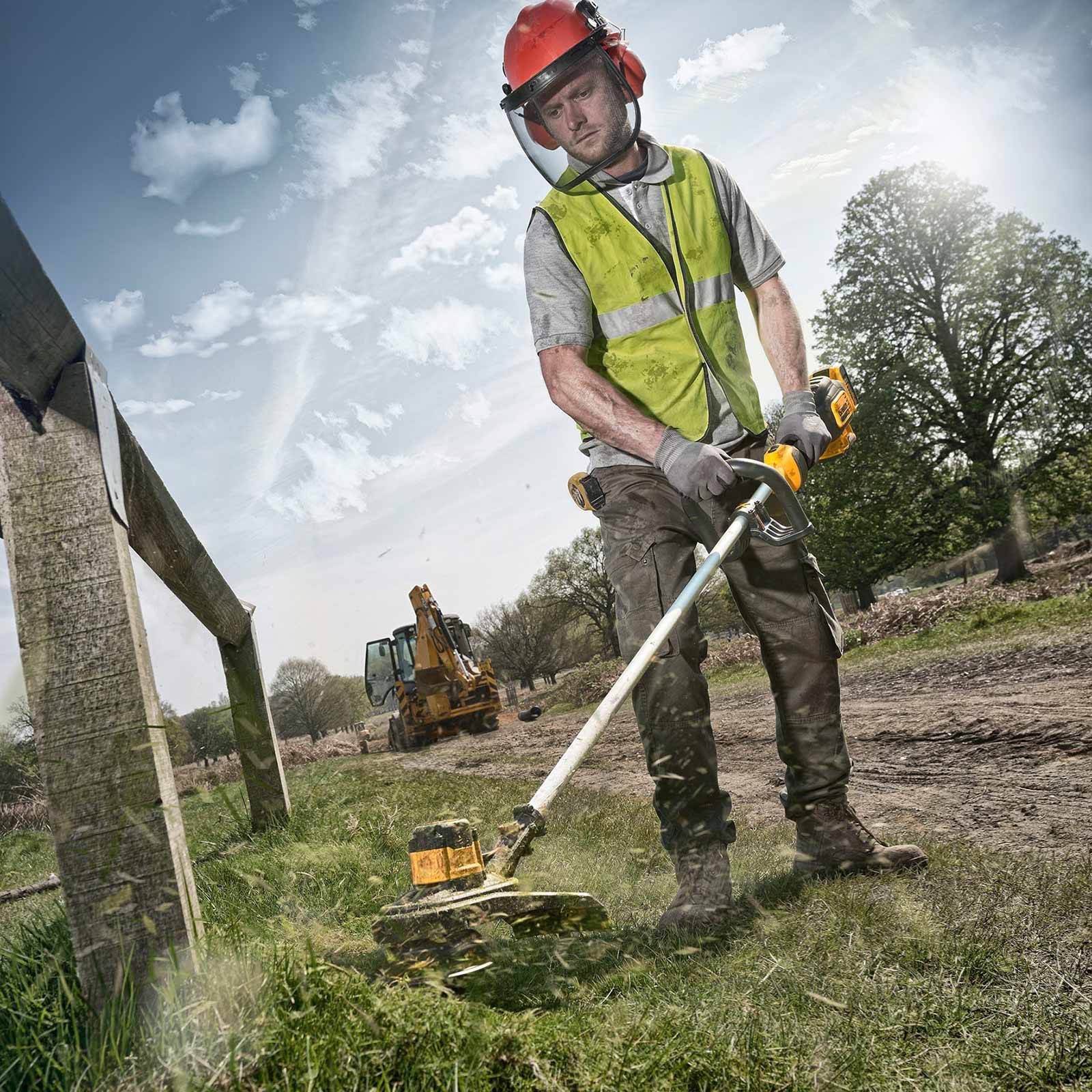 DeWALT DCM561P1-QW Akku-Rasentrimmer 18 V inkl. Li-Ion Akku 5 Ah bürstenlos