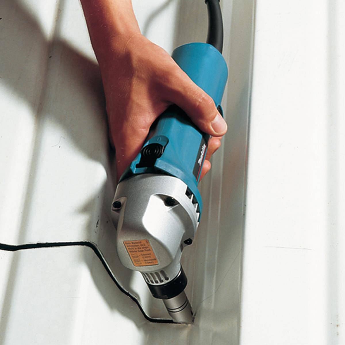 Makita Knaber JN 1601