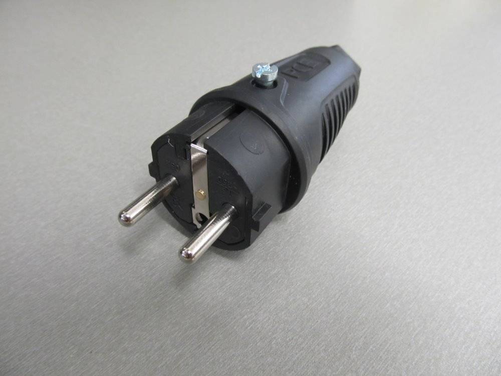 PCE Schutzkontaktstecker: 2-fach Schutzleitersystem IP54 Vollgummi schwarz/schwarz TAURUS2 - 1 Stück