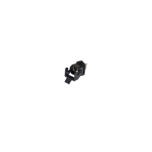 Kleiner schwarzer elektronischer Stecker oder Anschluss isoliert auf weißem Hintergrund.